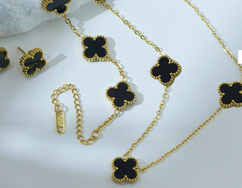 Anti-Tarnish Black & White Clover Jewellery Set Combo