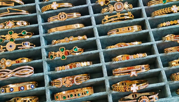 How to Style Jewellery for Every Occasion